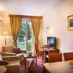 Hotel Valamar Adria 4*