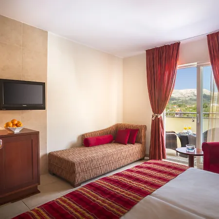 Valamar Adria バスカ