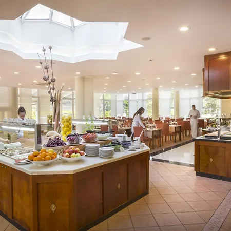 Hotell Valamar Adria 4*