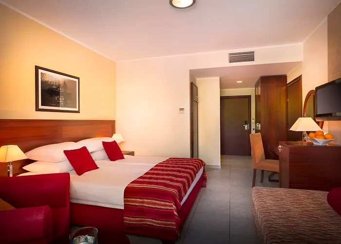 Valamar Adria מלון