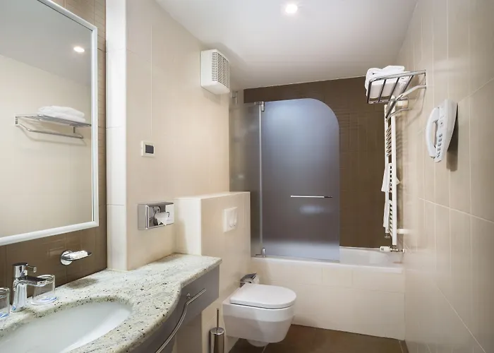 Valamar Adria מלון 4*