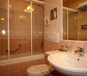 Valamar Adria Szálloda 4*