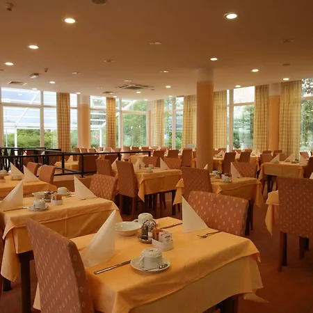 Valamar Adria Szálloda